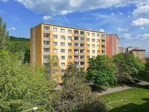 Pronájem bytu 2+1, Chomutov, Kamenná, 61 m2