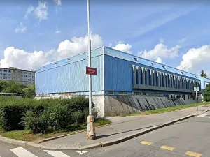 Pronájem skladu, Praha - Řepy, Skuteckého, 141 m2