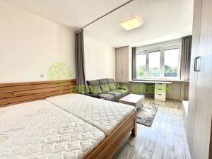 Pronájem bytu 1+1, Fryšták, Holešovská, 28 m2