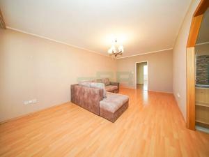 Prodej bytu 3+1, Praha - Řepy, Laudova, 88 m2
