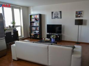 Pronájem bytu 2+kk, Praha - Záběhlice, Jabloňová, 49 m2