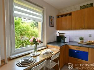 Prodej bytu 2+1, Praha - Vysočany, Odlehlá, 51 m2