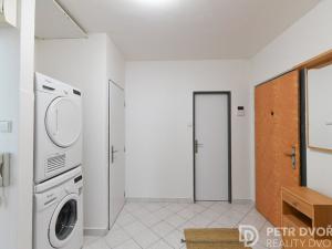 Prodej bytu 2+1, Praha - Vysočany, Odlehlá, 51 m2