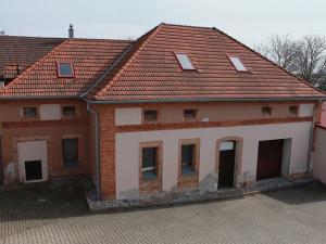Prodej obchodního prostoru, Čečelice, Všetatská, 1000 m2
