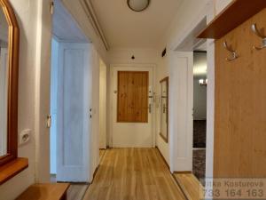Pronájem bytu 1+1, Krnov - Pod Bezručovým vrchem, Tolstého, 40 m2