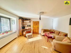 Prodej rodinného domu, Deštná, 135 m2
