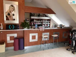 Pronájem obchodního prostoru, Karlovy Vary - Dvory, Chebská, 12 m2