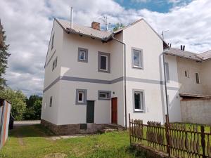 Prodej vícegeneračního domu, České Velenice, Vitorazská, 264 m2
