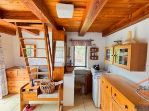 Prodej chaty, Hradec Králové, Zahrádkářská osada U Labe, 28 m2