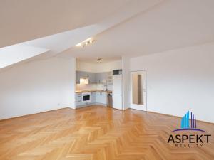 Pronájem bytu 2+kk, Praha - Vinohrady, Londýnská, 57 m2