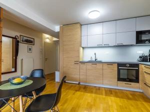 Prodej bytu 2+kk, Praha - Holešovice, Šimáčkova, 75 m2