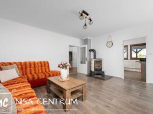 Prodej rodinného domu, Jiřetín pod Bukovou, 150 m2