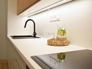 Pronájem bytu 3+kk, Ostrov, U Nemocnice, 72 m2
