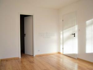 Pronájem bytu 3+kk, Ostrov, U Nemocnice, 72 m2
