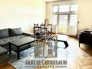 Prodej bytu 2+kk, Praha - Podolí, Na Zlatnici, 55 m2