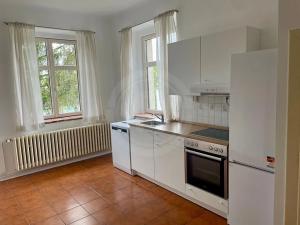 Pronájem bytu 2+kk, České Budějovice, E. Beneše, 48 m2