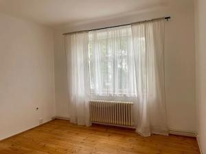 Pronájem bytu 2+kk, České Budějovice, E. Beneše, 48 m2