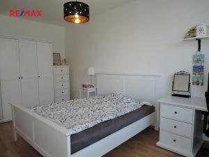 Pronájem bytu 2+kk, Hostivice, Žitná, 53 m2
