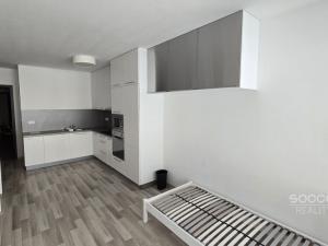 Pronájem bytu 2+kk, Praha - Stodůlky, Ferrariho, 60 m2