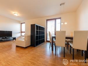 Pronájem bytu 2+kk, Praha - Modřany, Na Srážku, 56 m2