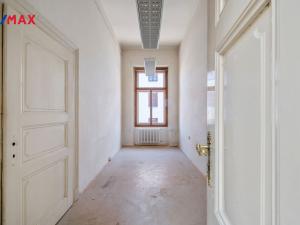 Prodej historického objektu, Hradec Králové, Tomkova, 1502 m2