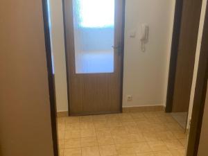 Pronájem bytu 1+kk, Štěnovice, 40 m2