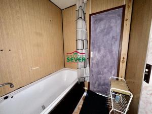 Prodej bytu 3+1, Krupka - Maršov, Karla Čapka, 69 m2