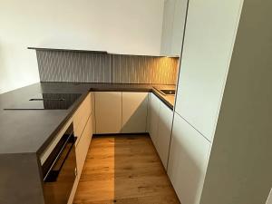 Pronájem bytu 2+kk, Praha - Nusle, Závišova, 45 m2