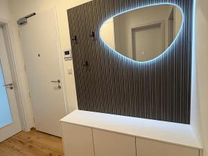 Pronájem bytu 2+kk, Praha - Nusle, Závišova, 45 m2