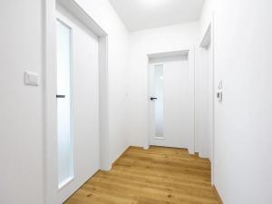 Prodej bytu 4+kk, Praha - Troja, Velká skála, 89 m2