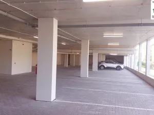 Pronájem garážového stání, Františkovy Lázně, Nádražní, 20 m2