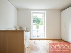 Pronájem bytu 3+kk, Praha - Vinohrady, Hradešínská, 70 m2