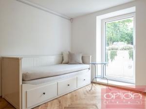 Pronájem bytu 3+kk, Praha - Vinohrady, Hradešínská, 70 m2