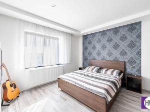 Pronájem vícegeneračního domu, Praha - Újezd, 131 m2