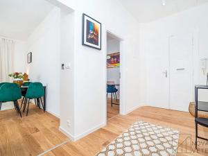 Pronájem bytu 2+kk, Praha - Žižkov, Žerotínova, 47 m2