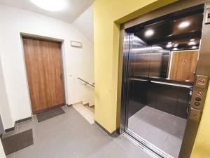 Pronájem bytu 2+kk, Praha - Žižkov, Olgy Havlové, 55 m2