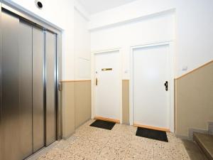 Pronájem bytu 1+kk, Praha - Nusle, Čiklova, 30 m2