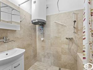 Prodej bytu 3+1, Staré Místo, 63 m2