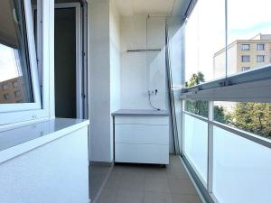 Pronájem bytu 1+1, Praha - Letňany, Chlebovická, 31 m2