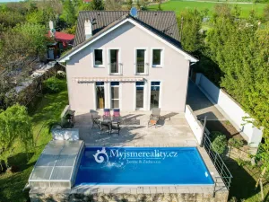 Prodej rodinného domu, Znojmo, 378 m2