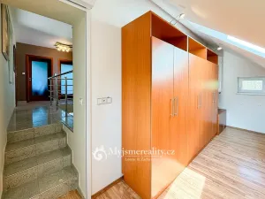 Prodej rodinného domu, Znojmo, 378 m2