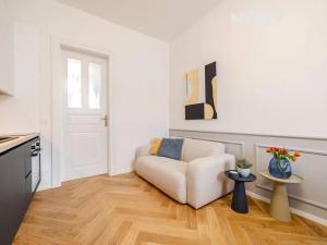 Prodej bytu 2+kk, Praha - Vinohrady, Velehradská, 44 m2