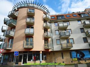 Pronájem bytu 3+kk, Praha - Modřany, U Domu služeb, 223 m2
