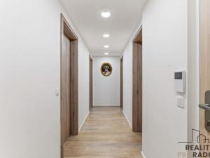 Pronájem bytu 2+kk, Praha - Smíchov, Holečkova, 69 m2