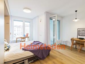 Pronájem bytu 1+kk, Praha - Holešovice, Vrbenského, 37 m2