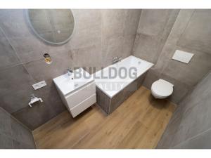 Pronájem bytu 2+kk, Praha - Libeň, Zenklova, 43 m2
