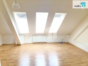 Pronájem bytu 3+kk, Praha - Ruzyně, Drnovská, 65 m2