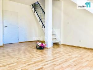 Pronájem bytu 3+kk, Praha - Ruzyně, Drnovská, 65 m2