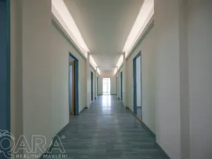 Pronájem kanceláře, Brno, Bohunická, 240 m2