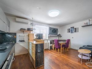 Prodej rodinného domu, Tišice, Luční, 240 m2